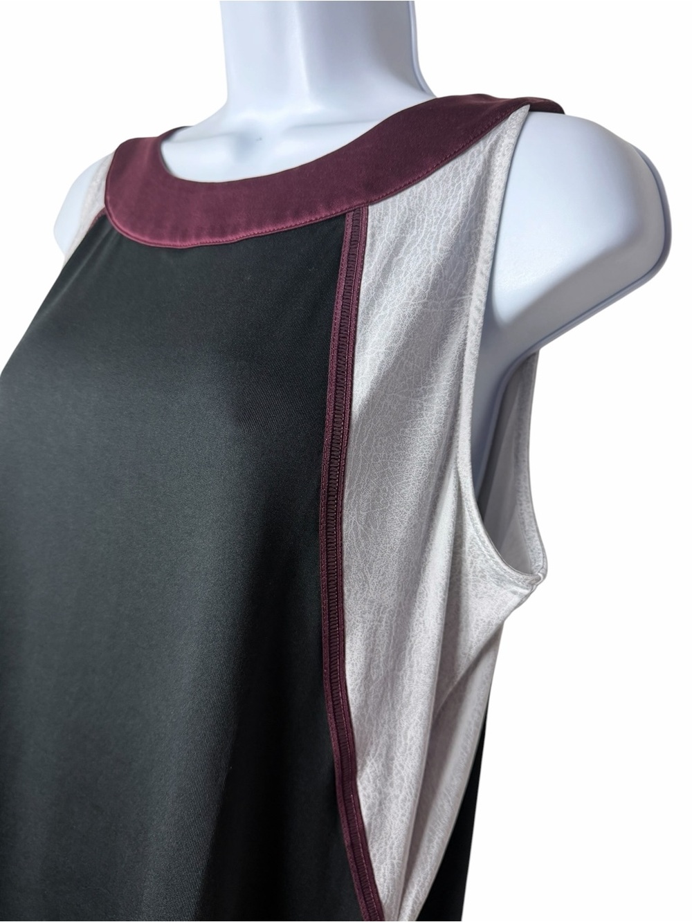 TAIL Women’s Golf Dress Sleeveless Stretch Pickleball Tennis Size Large - Picture 5 of 8